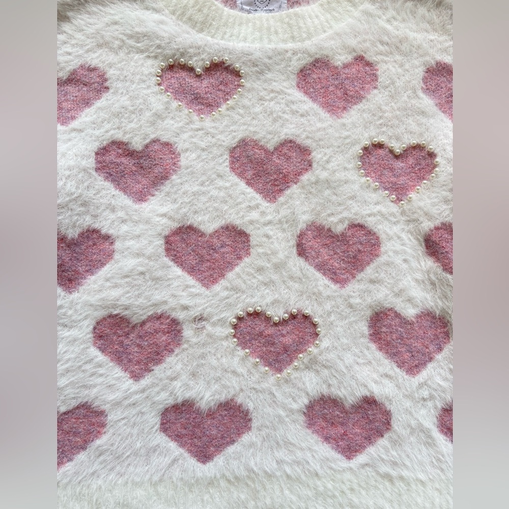 NWT Absolutely Small Fuzzy Crew Neck Pink and White Heart Sweater With Pearls - Picture 4 of 7
